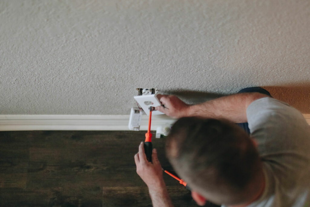 Electrical Outlets & Switches Houston TX Right Touch Electrical