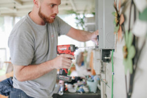 The Importance Of Hiring A Licensed Electrician in Pearland, TX.