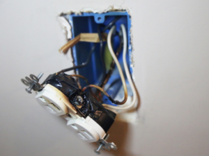 close up of backstabbed outlets in home